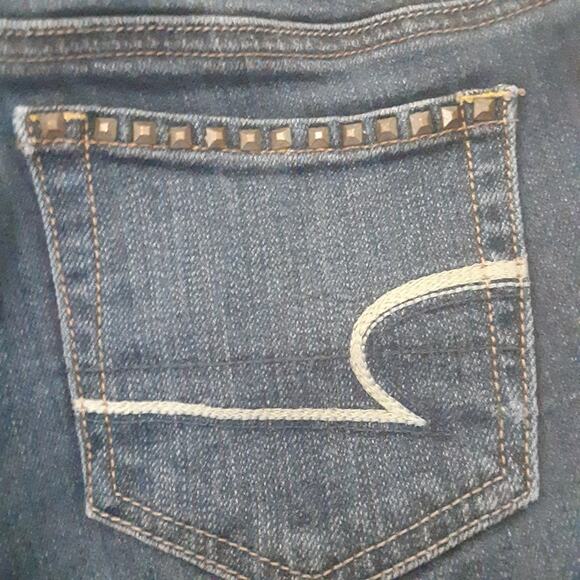 American Eagle Womens Jeans Sz 12 Reg Artist Stretch Low Rise Distressed Cropped - Picture 9 of 12